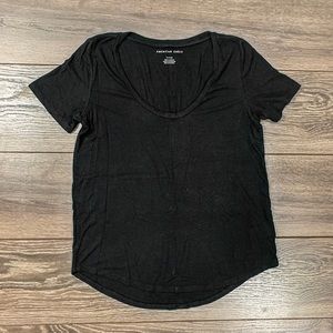 Black American Eagle Short Sleeve Scoopneck Tee